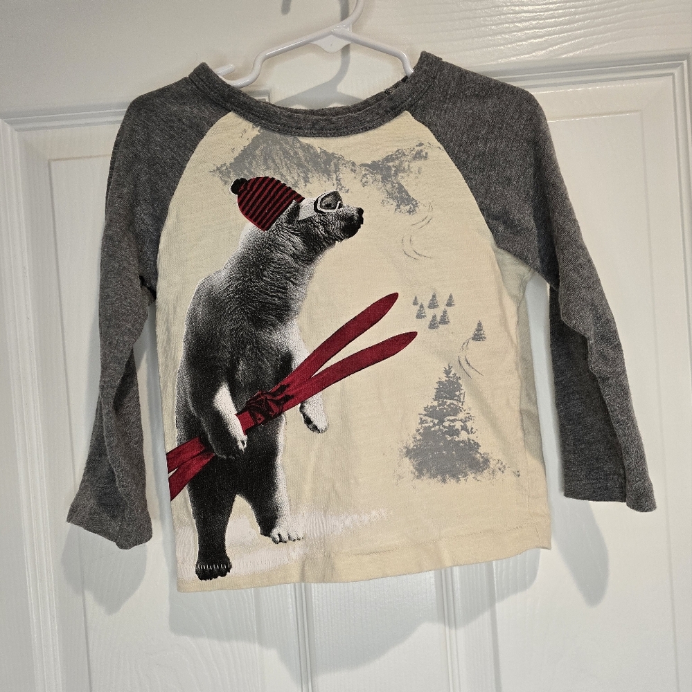 Baby Gap Gray and Cream Ski Bear Graphic long sleeve t-shirt, 2T
